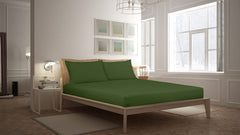 Royale Linens Fitted Sheet - Brushed Hotel Quality 1800 Soft Wrinkle & Fade Resistant - Bottom Sheet - Deep Pocket Stretches Up to 16" - Fitted Sheet Only - Elastic Sheet ( Hunter Green)