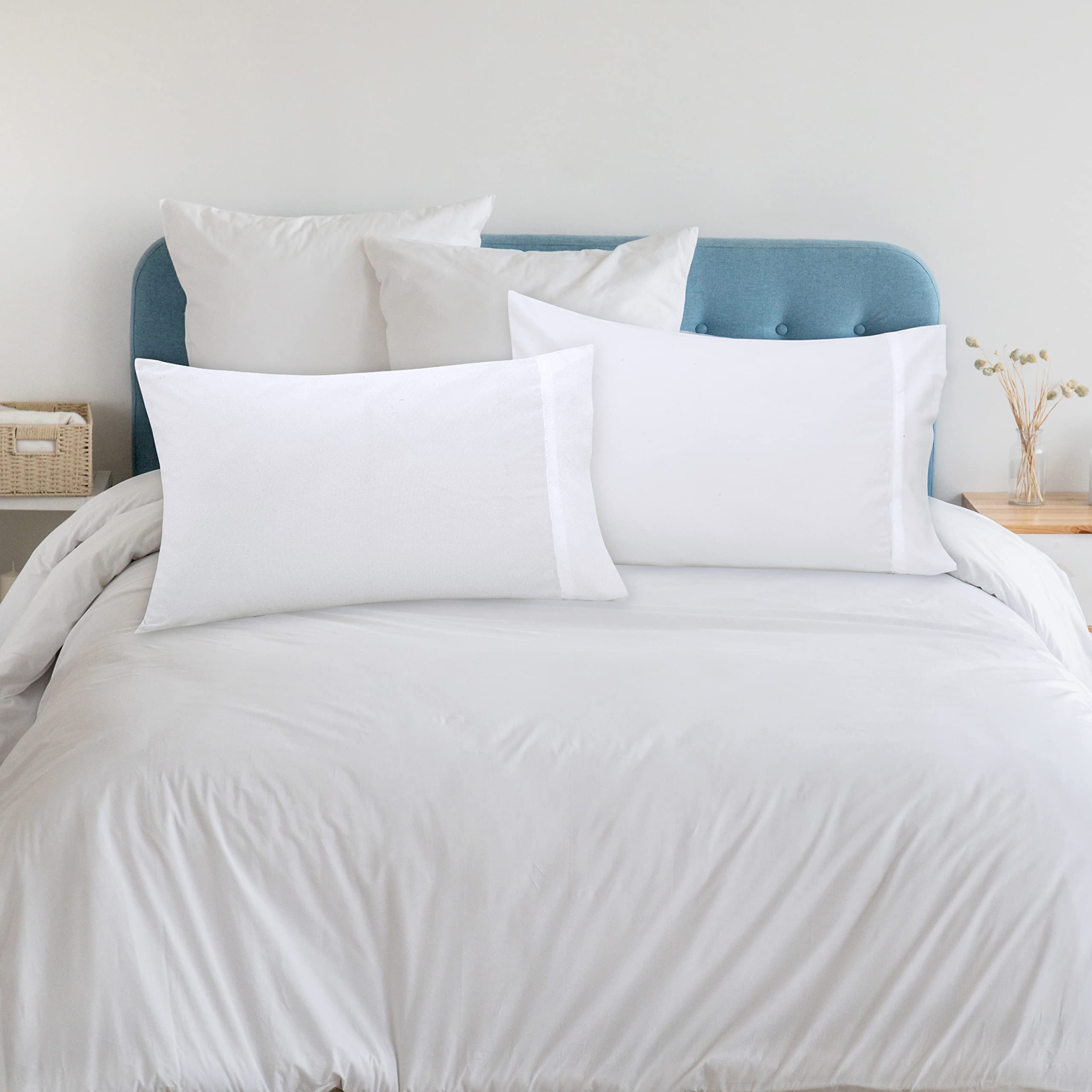 Royale Linens White Cotton Pillowcase Set - Bed Pillow Cover - 100% Cotton- Bulk Pillow Cases - Soft & Cozy- Envelope Closure-Hotel Quality Pillow Case Pack of 12 (, White)