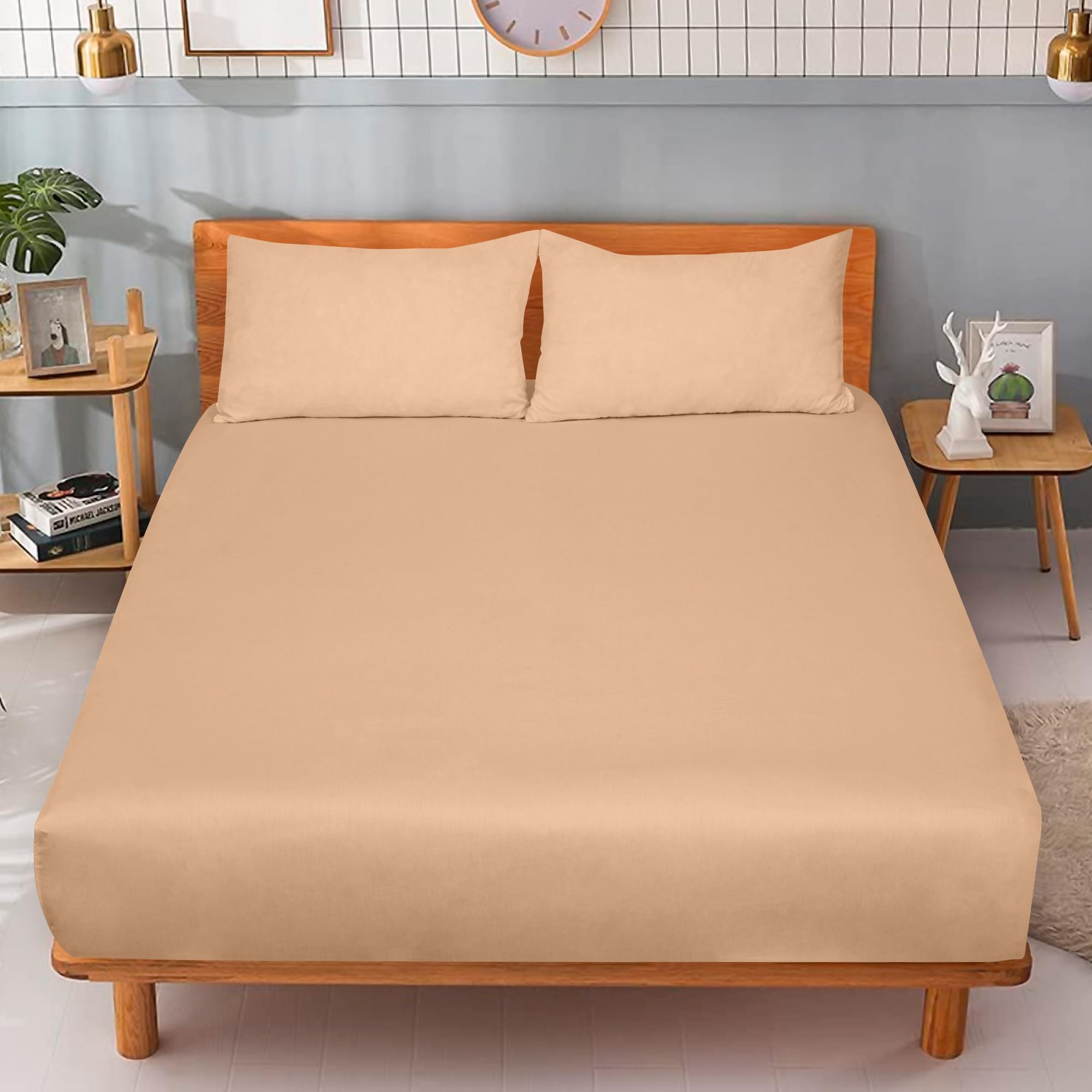 Royale Linens 300 Thread Count 100% Long Staple Combed Cotton Fitted Sheet - Super Soft Deep Pocket Bottom Sheet - Sand Fitted Sheet - Fitted Sheet Only - Elastic Sheet ( Sand)
