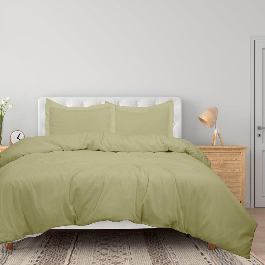 ROYALE LINENS Sage Green Duvet Cover - Duvet Cover Set - 3 Piece Double Brushed Duvet Covers with Zipper Closure, 1 Duvet Cover & 2 Pillow Shams ( SageGreen)