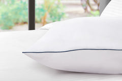 ROYALE LINENS Pillows Size Set of 2 - Bed Pillows for Sleeping - Piping Pillow for Back, Stomach or Side Sleepers - Down Alternative Pillows - Soft Hotel Quality (Pack of 2)
