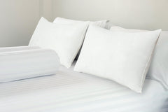 ROYALE LINENS Pillows Size Set of 2 - Bed Pillows for Sleeping - Cooling Pillow for Back, Stomach or Side Sleepers - Down Alternative Pillows - Soft Hotel Quality ( Pack of 2)