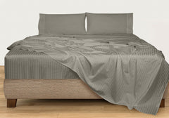 ROYALE LINENS 300 Thread Count 100% Long Staple Combed Cotton Printed Sheet Set - 4 Piece Bed Sheet - 1 Fitted Sheet, 1 Flat Sheet, 2 Pillow case - Cool & Crisp Sheet Set ( Stripe Silver)