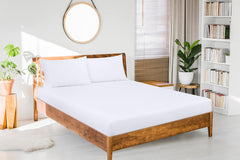 Royale Linens Fitted Sheet - Brushed Hotel Quality 1800 Ultra-Soft Wrinkle & Fade Resistant - Bottom Sheet - Deep Pocket Stretches Up to 16" - Fitted Sheet Only - Elastic Sheet (White)