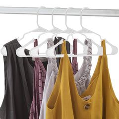 ROYALE White Plastic Hangers For Clothes - Heavy Duty Plastic Clothes Hanger Ideal For Everyday Standard Use - Lightweight & Space Saving Notched Plastic Hangers - Slim & Sleek Shoulder Groove