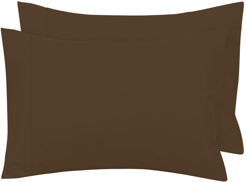 Royale Linens Queen Pillowcase Set of 2 - Bed Pillow Cover - 20x30 - Chocolate Pillowcases - 1800 Brushed Microfiber, Wrinkle & Fade Resistant - Soft & Cozy- Queen Size Pillow Case (Queen, Chocolate)