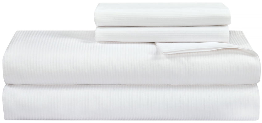 ROYALE LINENS 300 Thread Count 100% Long Staple Combed Cotton Sheet Set - 4 Piece Queen Bed Sheet 1 Fitted Sheet, 1 Flat Sheet, 2 Pillow Cases -Breathable Cool & Crisp Percale Sheet Set (Queen, White)