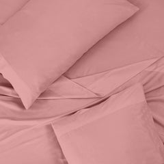 ROYALE LINENS 300 Thread Count 100% Long Staple Combed Cotton Sheet Set - 4 Piece Queen Bed Sheet 1 Fitted Sheet, 1 Flat Sheet, 2 Pillow Case - Breathable, Cool & Crisp Percale Sheet Set (Queen, Pink)