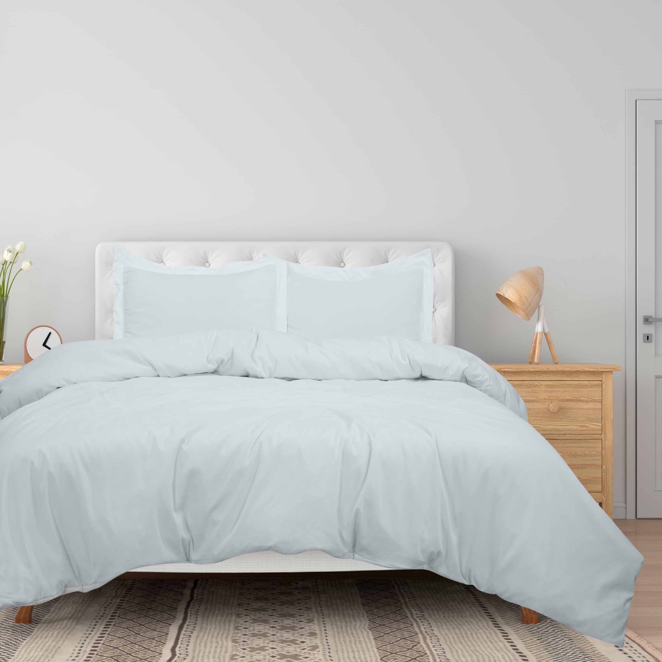 ROYALE LINENS White Duvet Cover - Duvet Cover Set - 3 Piece Double Brushed Duvet Covers with Zipper Closure, 1 Duvet Cover and 2 Pillow Shams (White)