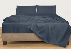 ROYALE LINENS 300 Thread Count 100% Long Staple Combed Cotton Striped Sheet Set - 4 Piece Queen Bed Sheet - 1 Fitted Sheet, 1 Flat Sheet, 2 Pillow case - Cool & Crisp Sheet Set (Queen - Stripe Navy)