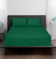 ROYALE LINENS 300 Thread Count 100% Long Staple Combed Cotton Sheet Set - 4 Piece Bed Sheet 1 Fitted Sheet, 1 Flat Sheet, 2 Pillowcase - Breathable Cool & Crisp Percale Sheet Set (Queen, Hunter Green)