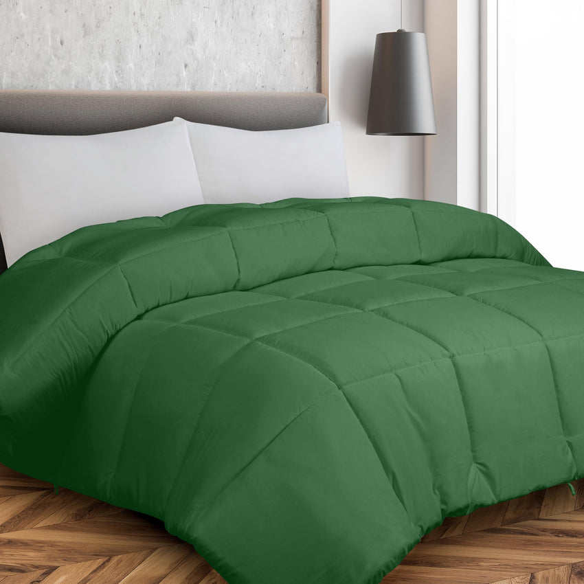 ROYALE Queen Comforter - All Season Down Alternative Bedding Comforter - Lightweight Quilted Comforter with Corner Tabs - Soft Luxury Hotel Comforter - Box Stitched Duvet Insert (Queen, Hunter Green)