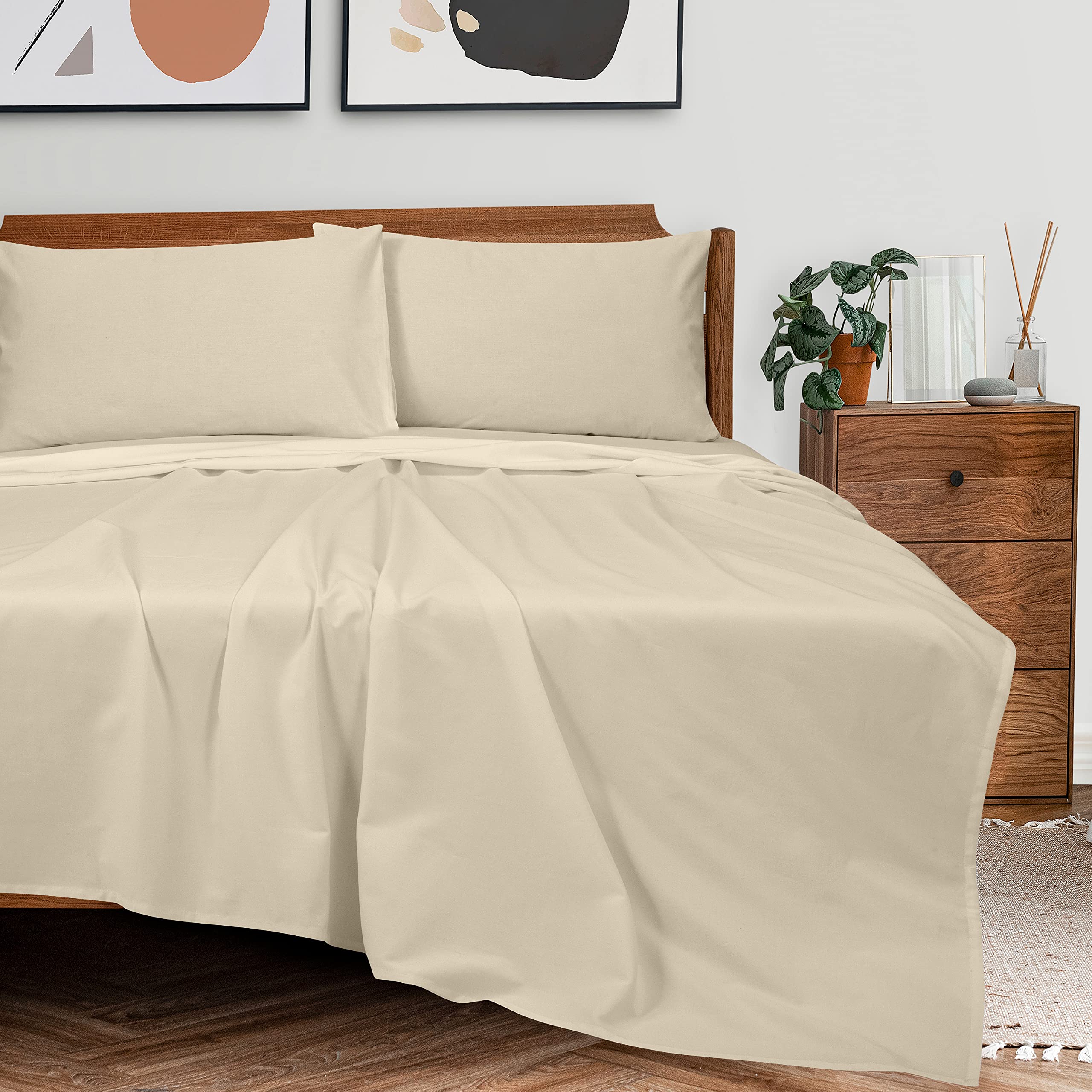 ROYALE LINEN 300 Thread Count 100% Long Staple Combed Cotton Sheet Set - 4 Piece Bed Sheet 1 Fitted Sheet, 1 Flat Sheet, 2 Pillow Case - Breathable, Cool & Crisp Percale Sheet Set (Cream)